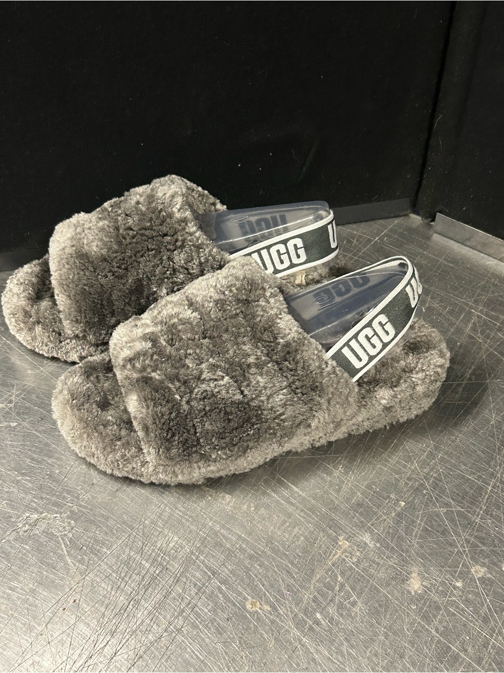 Ugg Fluff Yeah Size 8 Women